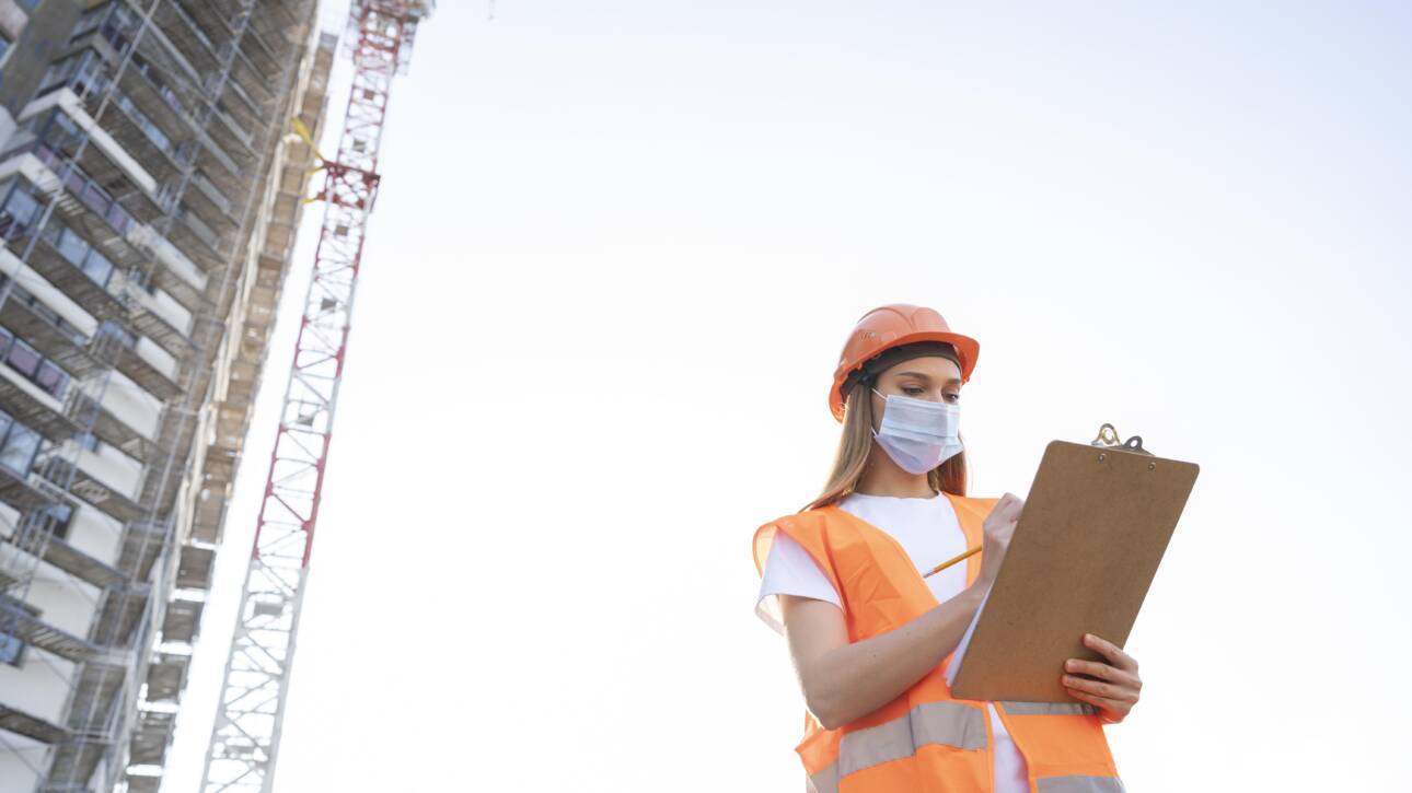 building-construction-worker-site