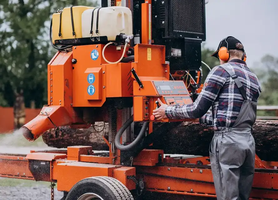 equipment rental service in qatar